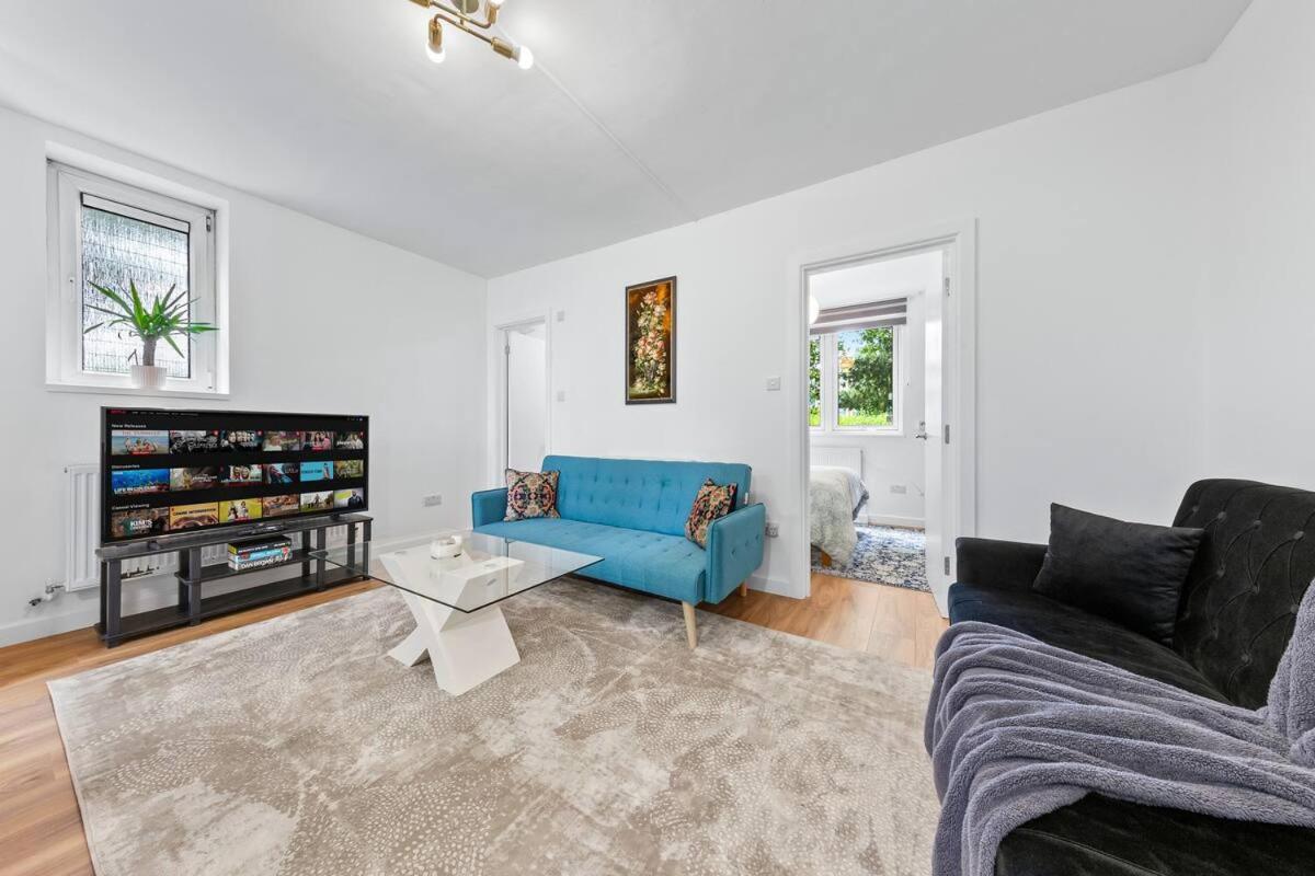 Apartment *brand New 1 Bedroom Flat In London* London